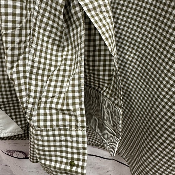Hugo Boss Olive Gingham Button Down Shirt Size Large Missing Button  Left Sleeve - Picture 4 of 5